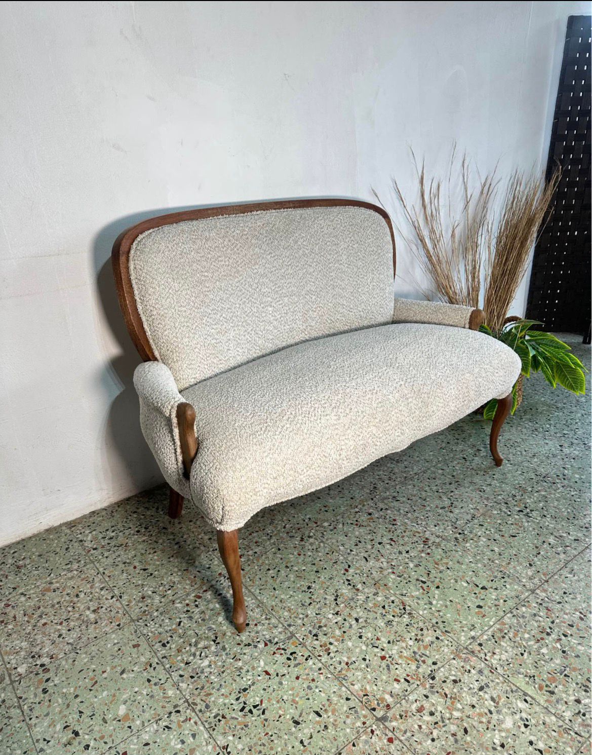 Queen Ann 2 Seater Couch