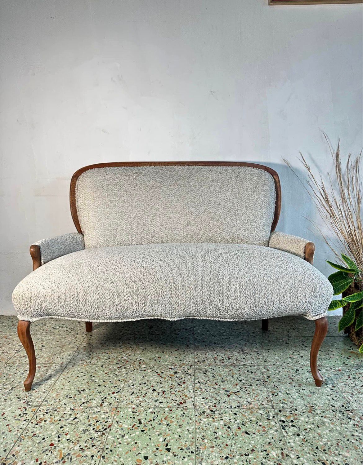 Queen Ann 2 Seater Couch