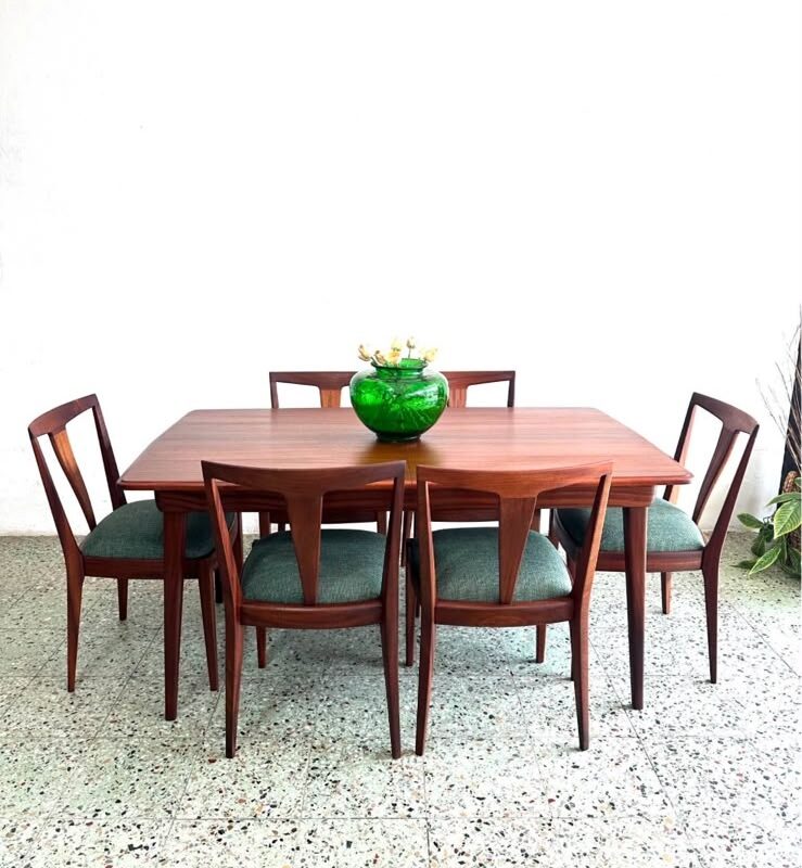Mid Century Dining Table and 6 Chairs